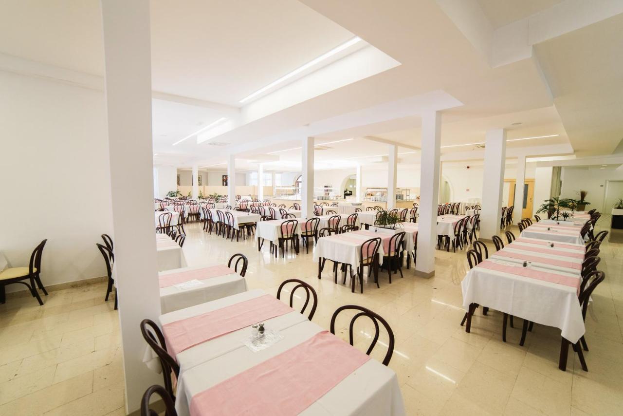 Hotel Paviljoni Slaven