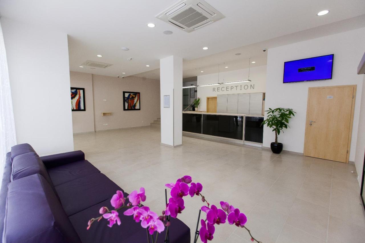 Paviljoni Slaven Hotel
